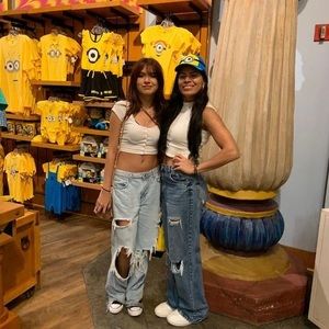 Meet your Posher, Diana catalina